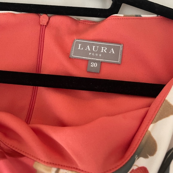 Laura Plus floral dress size 20 - Picture 6 of 7